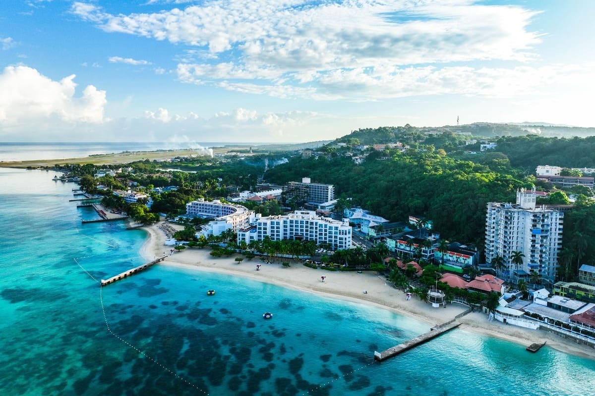 These Are The 4 Most Affordable Caribbean Destinations This Year