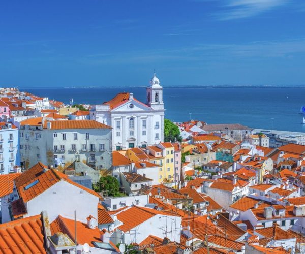Top 10 Cheapest International Flight Destinations for Americans This Summer
